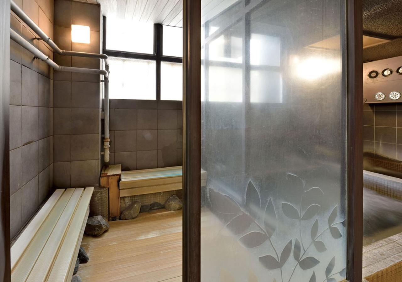 Capsule And Sauna Rosco Tokyo Exterior photo